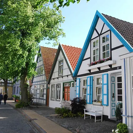 Апартаменты Warnemuende 11